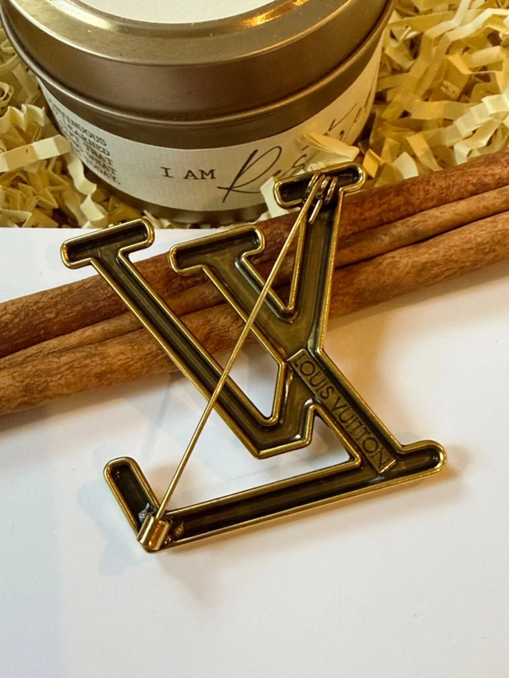 Fashion Jewelry Gold Brooch - Picture 3 of 4